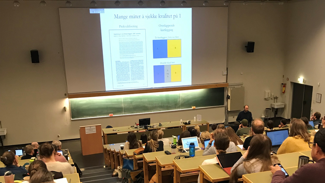 Anders Bryn holder forelesning. Foto: Anders K. Wollan